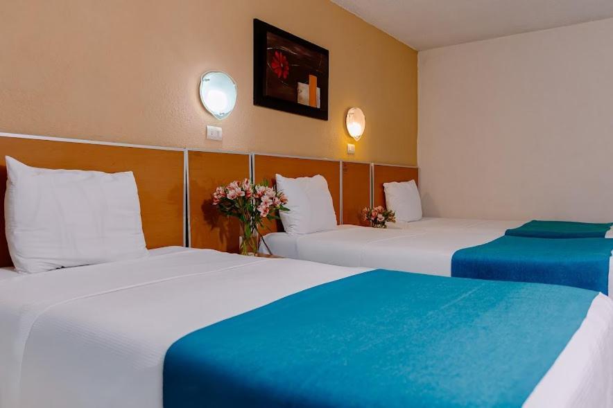 Kasa Hotel & Suites Irapuato Exterior foto